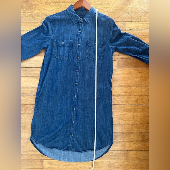 Banana Republic Chambray/Denim Dress - Picture 4 of 7